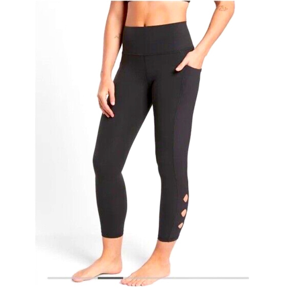Athleta Salutation Stash Pocket II Cutout 7/8, Black, size petite small